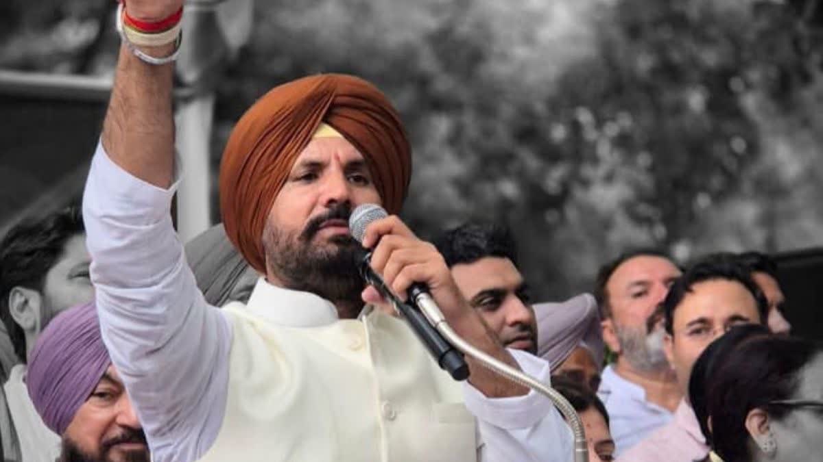 ਰਾਜਾ ਵੜਿੰਗ ਨੇ ਅਪਣੇ ਅਹੁਦੇ ਤੋਂ ਦਿੱਤਾ ਅਸਤੀਫ਼ਾ,ਵਿਜੈ ਇੰਦਰ ਸਿੰਗਲਾ ਹੋ ਸਕਦੇ ਨਵੇਂ ਪ੍ਰਧਾਨ